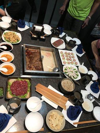 LaoMa Hong YangSheng Hotpot